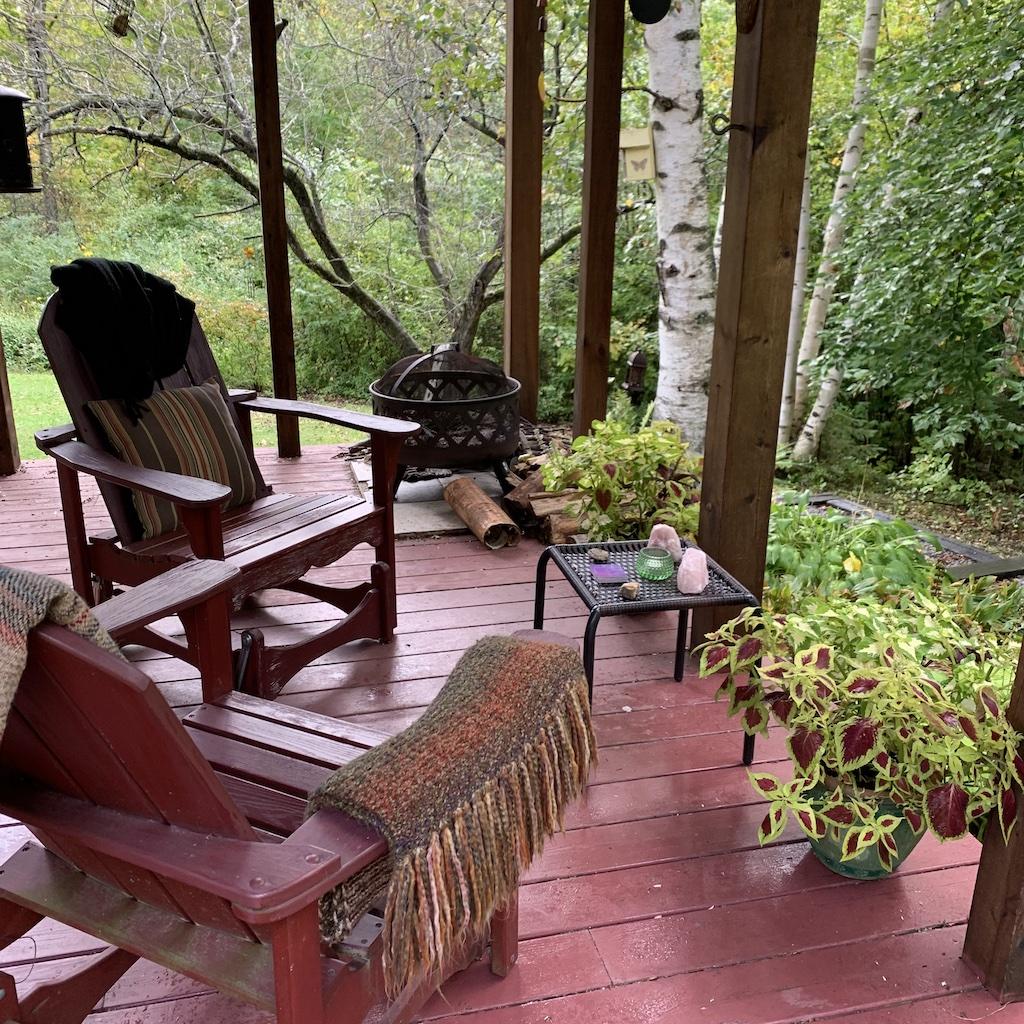EmpowR intuitive arts sessions connect clients with nature in Vermont
